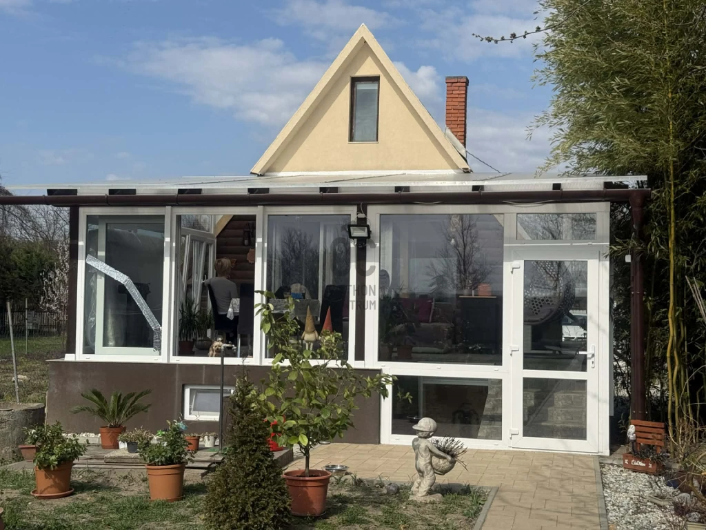 c3-1-name c2-1-name, Győr, Győrszentiván