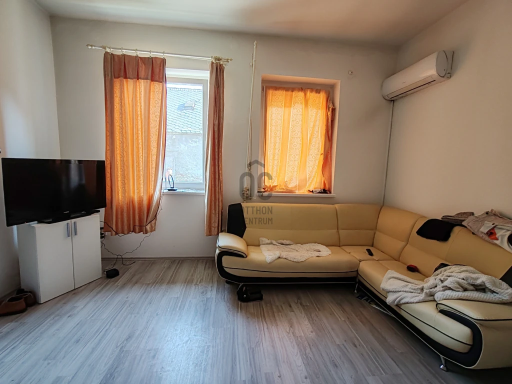 Eladó családi ház, Mosonmagyaróvár, Városközpont