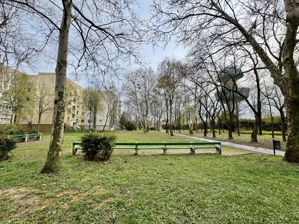 c3-1-name c2-20-name, Győr, Nádorváros