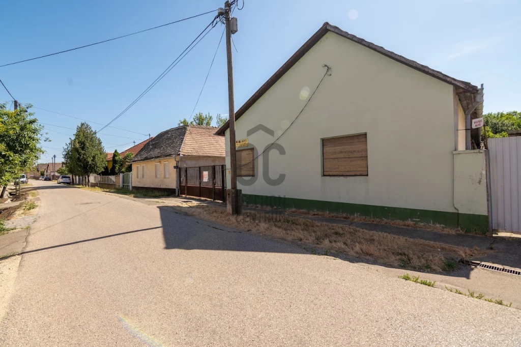 Eladó családi ház, Bátaszék, Bátaszék, Deák Ferenc utca