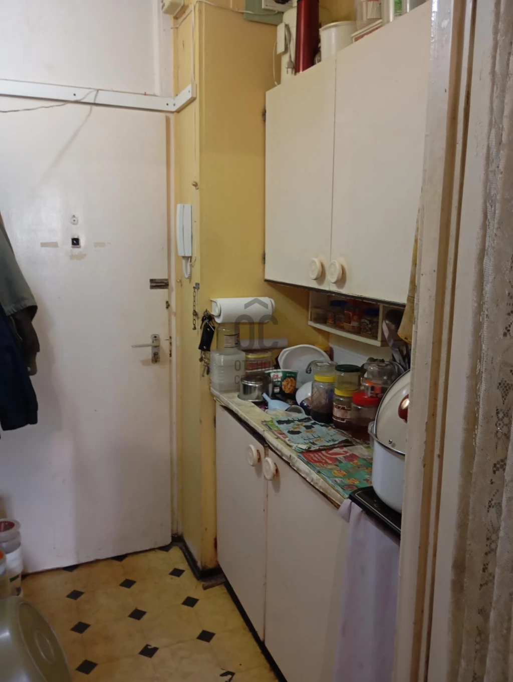 Eladó társasházi lakás, Szekszárd, Szekszárd, Mikes utca