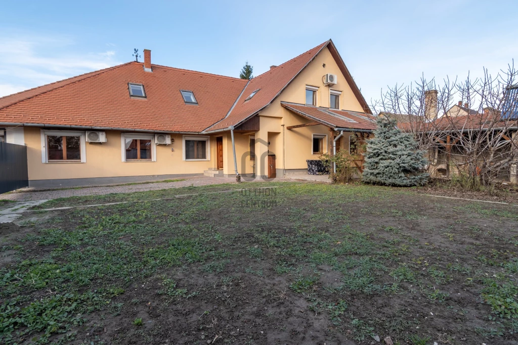 For sale house, Szekszárd, Újváros, Damjanich utca