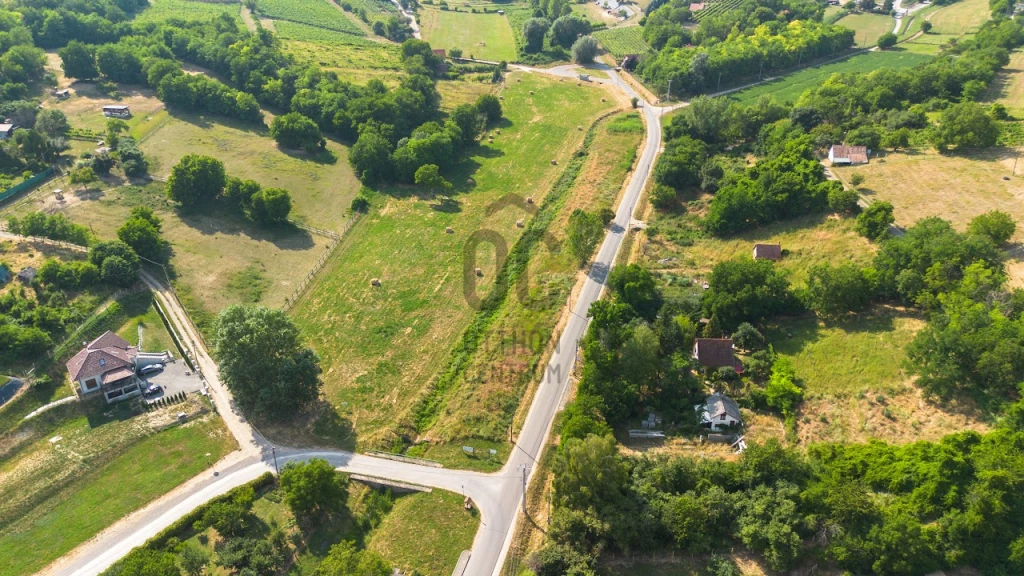 Eladó egyéb mezőgazdasági ingatlan, Szekszárd, Alsóváros, Baranyavölgy