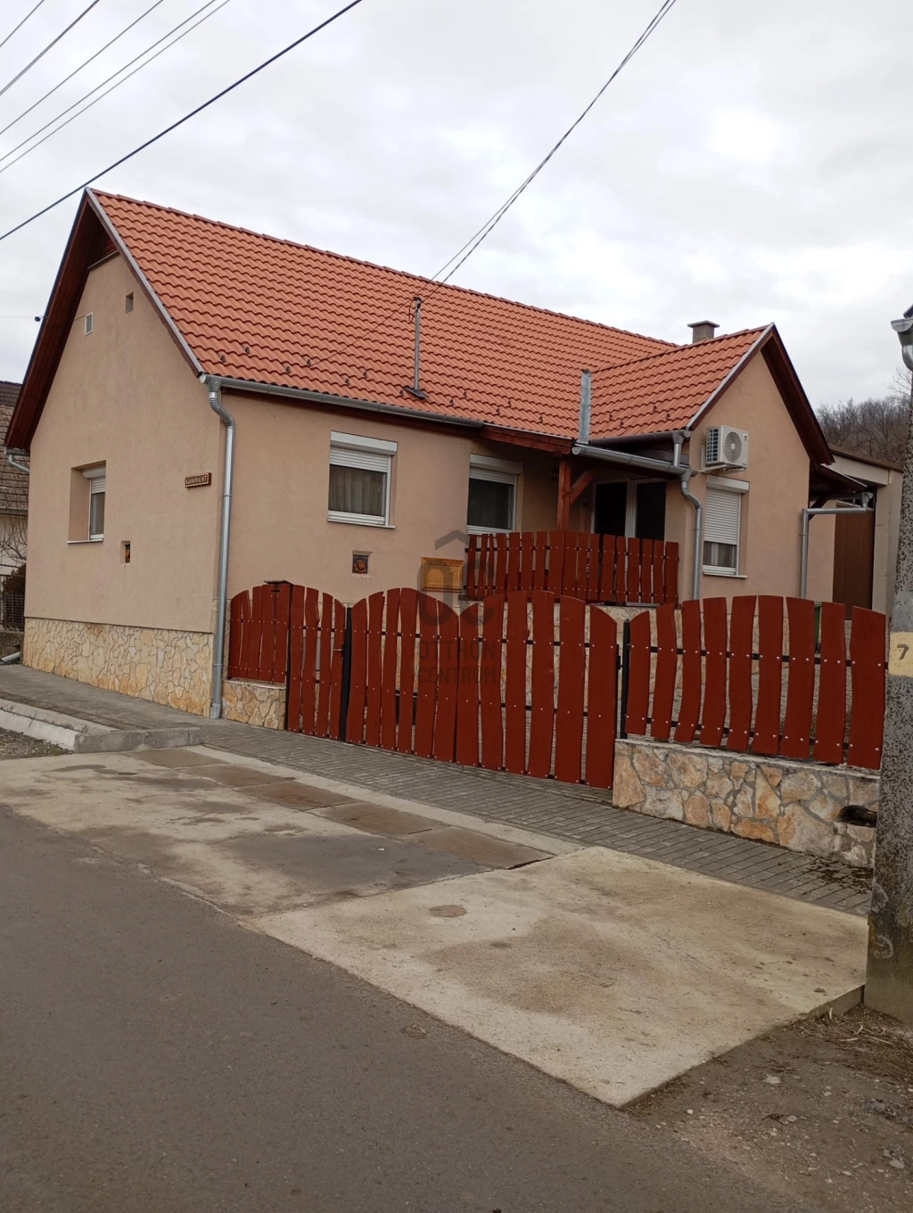 Eladó családi ház, Alsónána, Alsónána