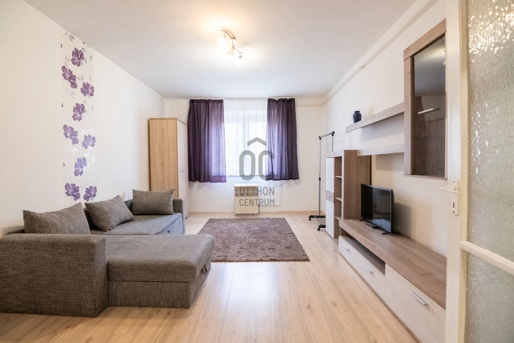 Eladó téglalakás, Szekszárd, Bottyán-hegy, Zöldkert utca