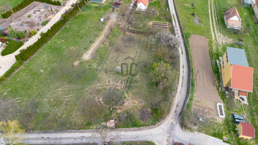 Eladó egyéb mezőgazdasági ingatlan, Szekszárd, Palánkihegy, Hárslevelű dűlő