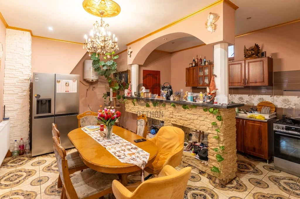 c3-1-name c2-1-name, Bátaszék, Bátaszék, Őz utca