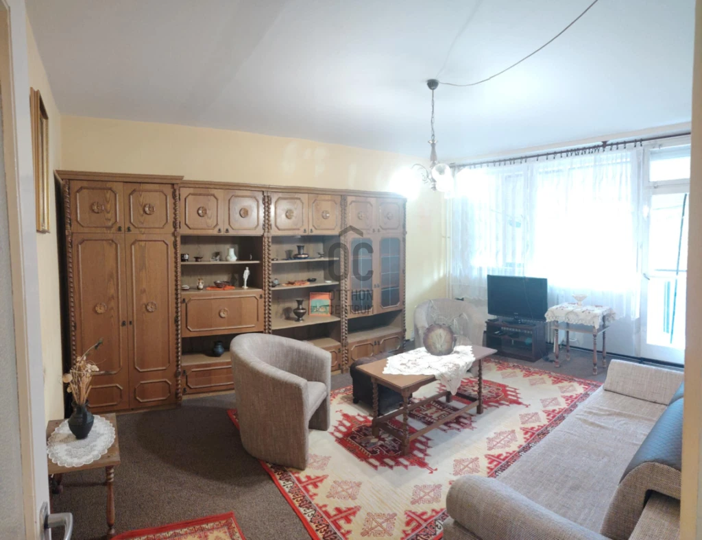 Kiadó panellakás, Szekszárd, Városközpont, Jókai utca