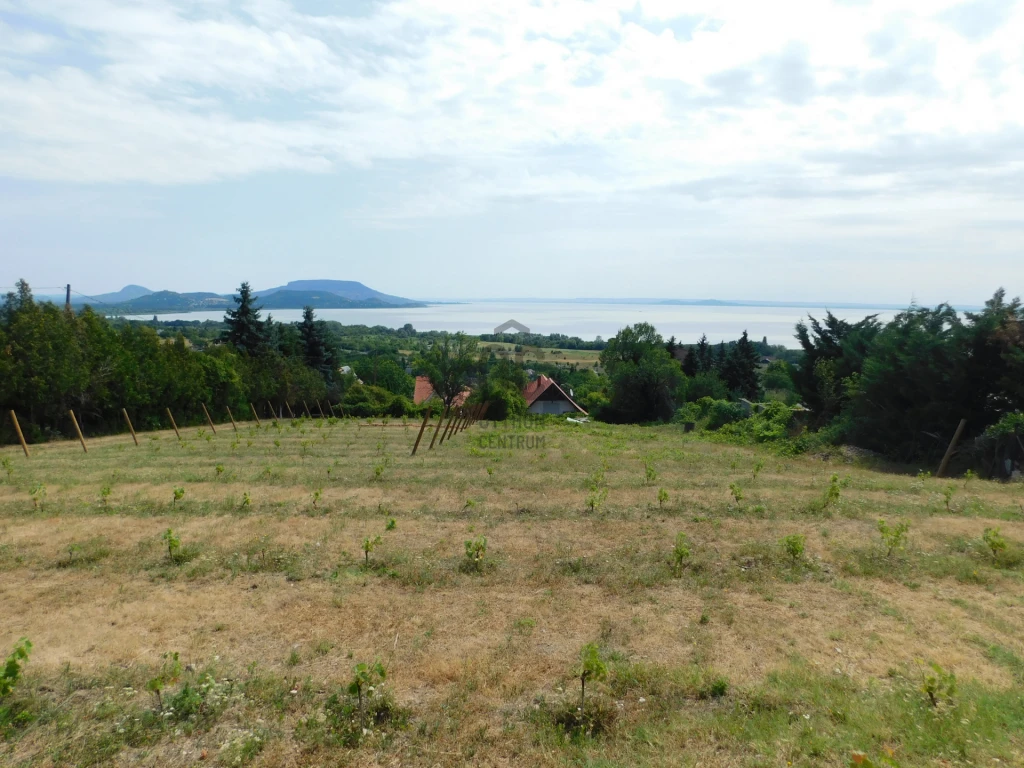 Eladó külterületi telek, Balatongyörök, Balatongyörök
