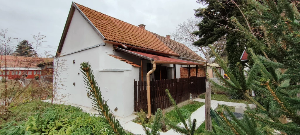 Eladó családi ház, Várvölgy, Várvölgy