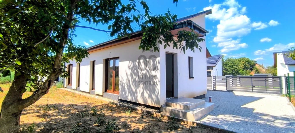 For sale holiday house, summer cottage, Balatonlelle, Balatonlelle