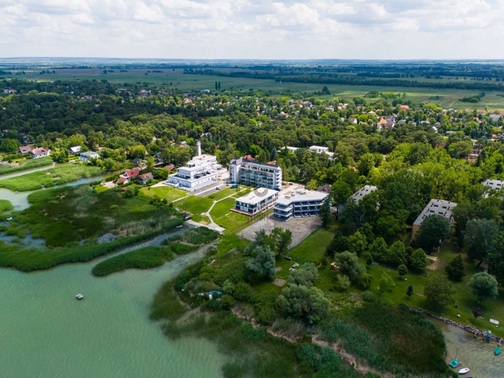 Eladó téglalakás, Balatonfenyves, Balatonfenyves