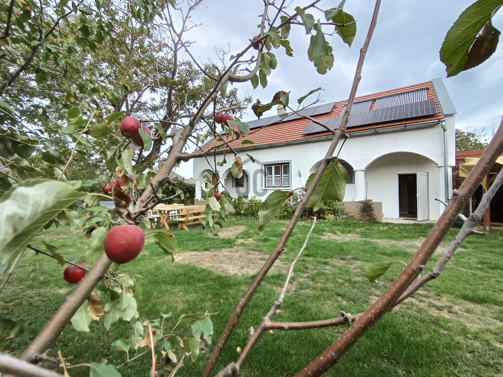 Eladó családi ház, Kővágóörs, Kővágóörs