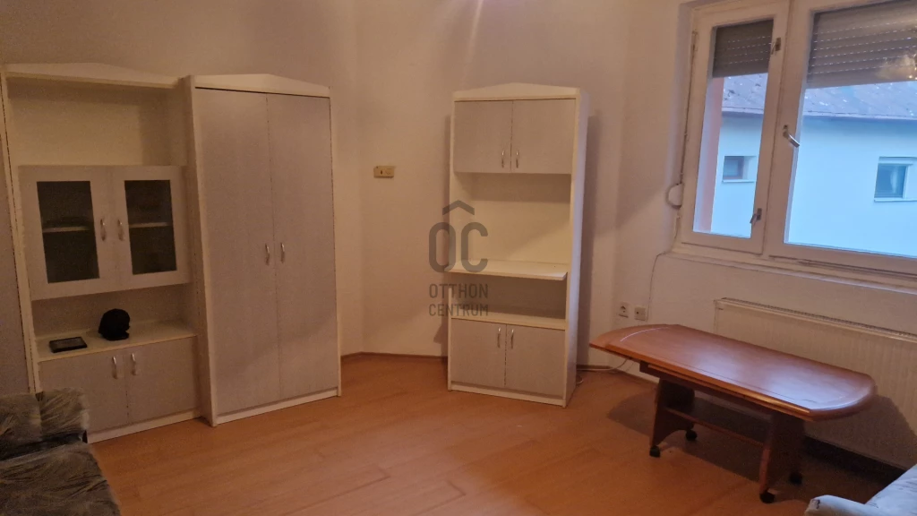 Eladó családi ház, Keszthely, Belváros