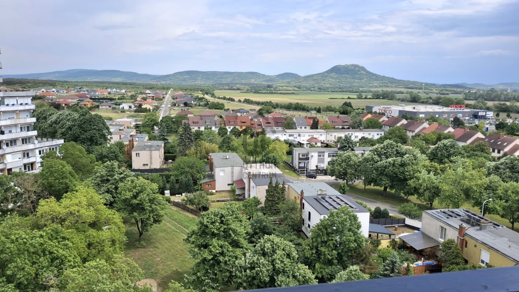 Eladó társasházi lakás, Tapolca, Keleti városrész