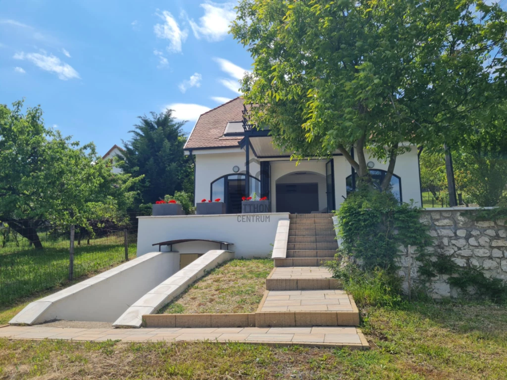 For sale holiday house, summer cottage, Szigliget, Szigliget