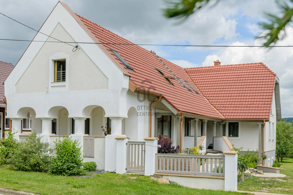 Eladó családi ház, Badacsonytomaj, Badacsonytomaj