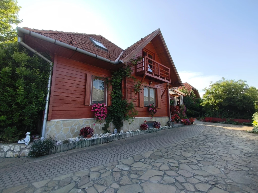 Eladó hotel, panzió, Felsőpáhok, Felsőpáhok