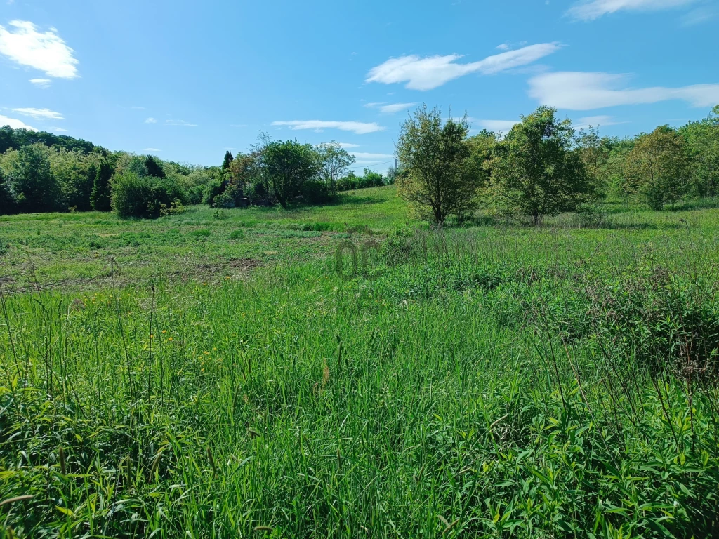 Eladó külterületi telek, Balatonberény, Balatonberény