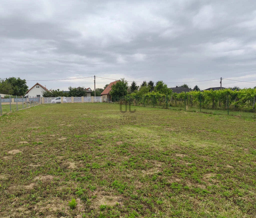 Eladó építési telek, Balatonmáriafürdő, Balatonmáriafürdő