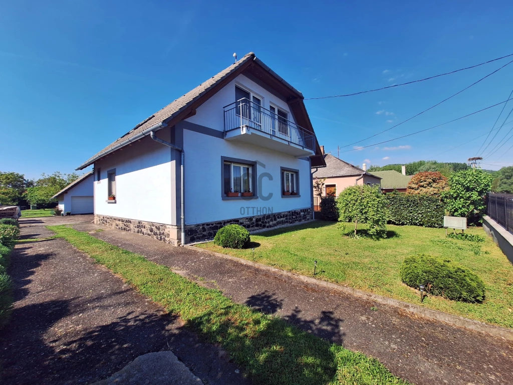 Eladó családi ház, Nemesgulács, Nemesgulács