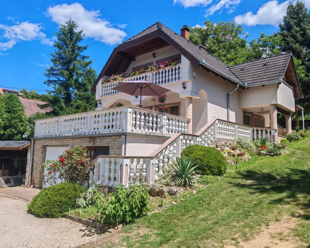 c3-1-name c2-1-name, Cserszegtomaj, Cserszegtomaj