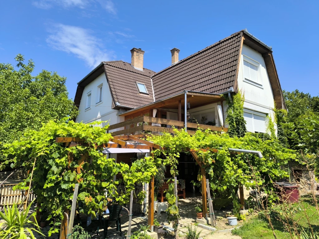 Eladó családi ház, Balatongyörök, Balatongyörök