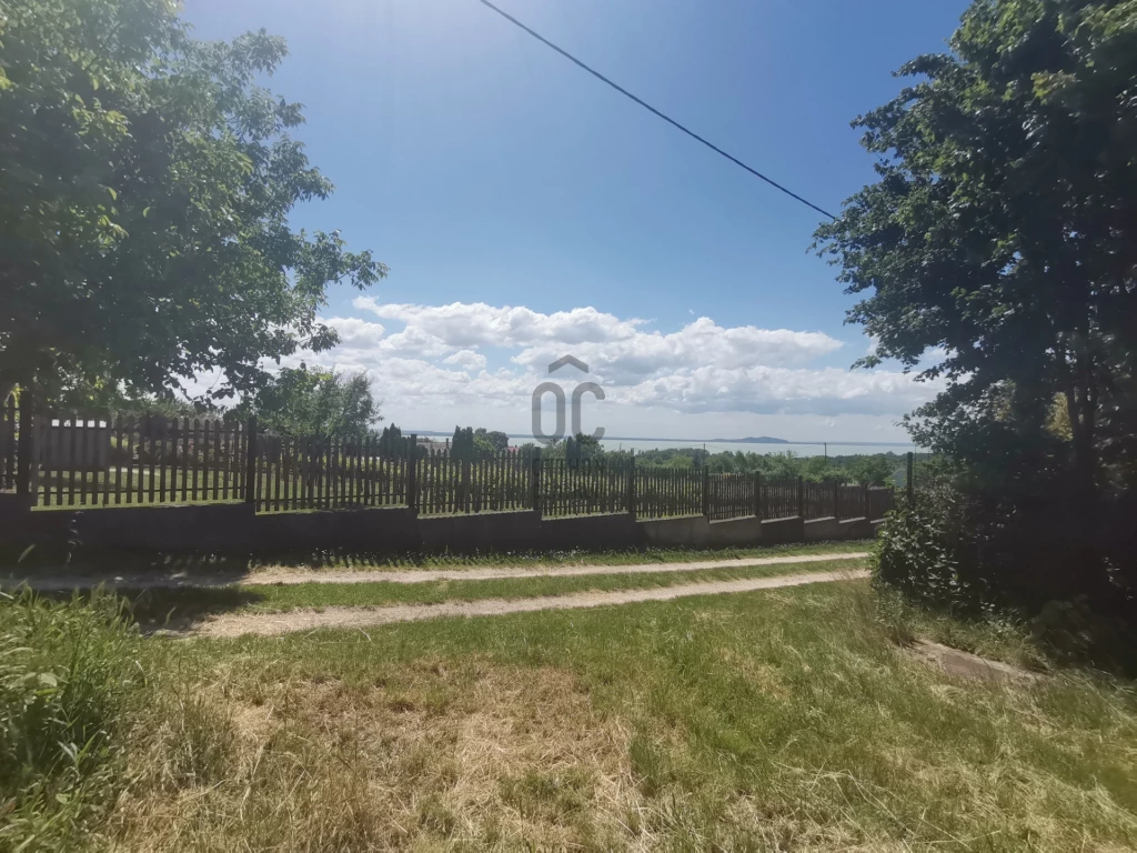 Eladó külterületi telek, Révfülöp, Révfülöp