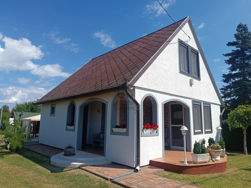 Eladó üdülő, nyaraló, Balatonmáriafürdő, Balatonmáriafürdő