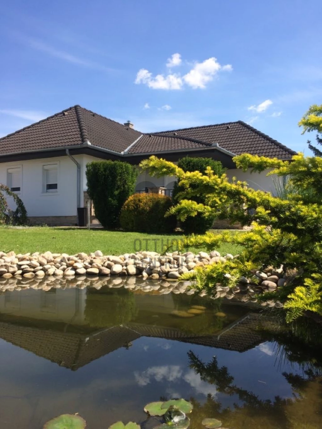 Eladó családi ház, Vonyarcvashegy, Vonyarcvashegy