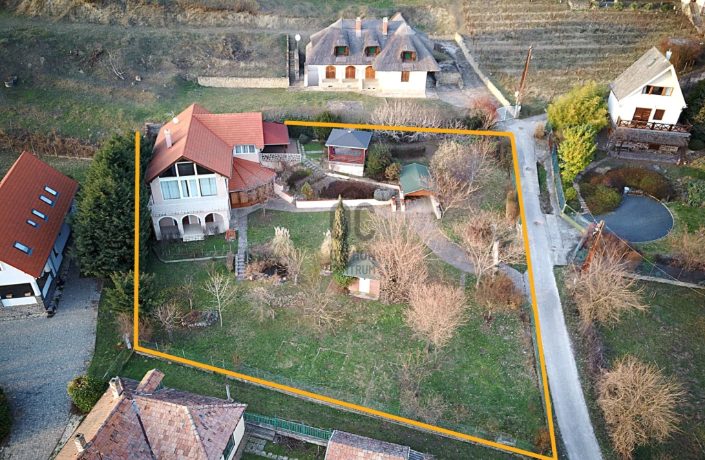 For sale holiday house, summer cottage, Badacsonytomaj, Badacsonytomaj