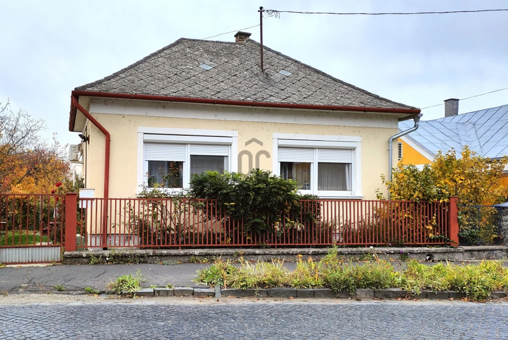 Eladó családi ház, Badacsonytördemic, Badacsonytördemic