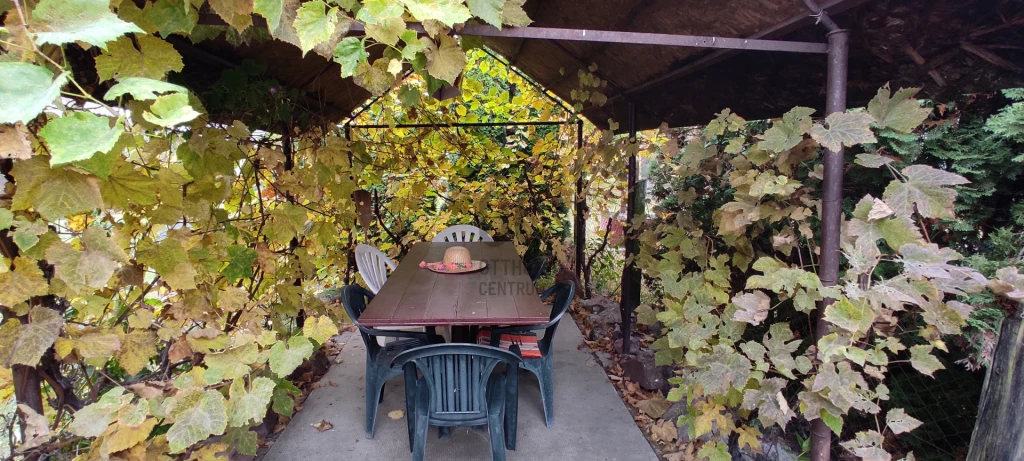 Eladó üdülő, nyaraló, Balatonfenyves, Balatonfenyves