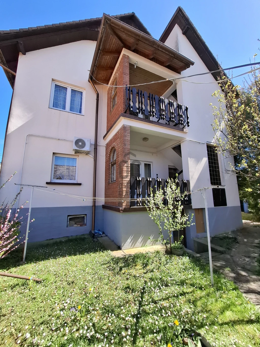 c3-1-name c2-1-name, Hévíz, Hévíz