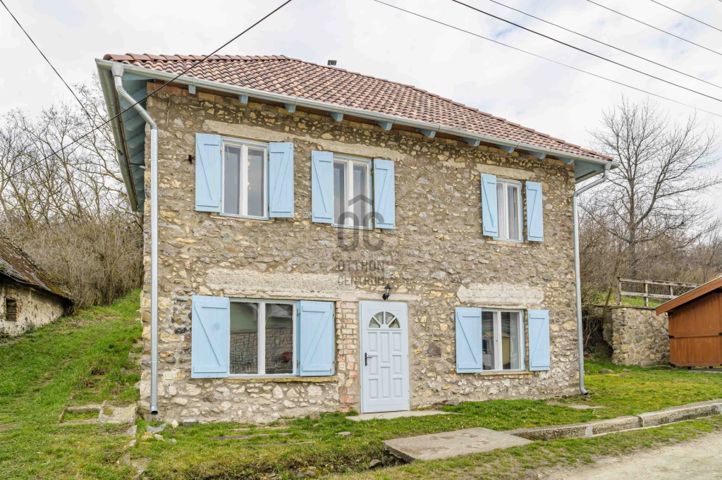 c3-1-name c2-1-name, Taliándörögd, Taliándörögd