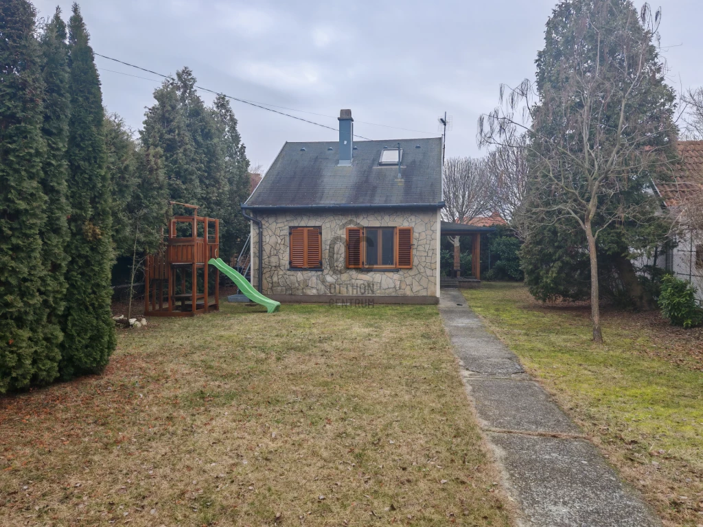 Eladó üdülő, nyaraló, Balatonmáriafürdő, Balatonmáriafürdő