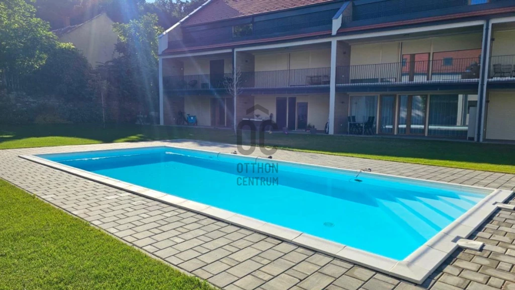 Eladó üdülő, nyaraló, Badacsonytomaj, Badacsonytomaj