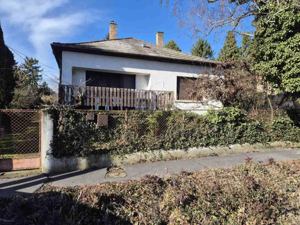 Eladó családi ház, Keszthely, Belváros