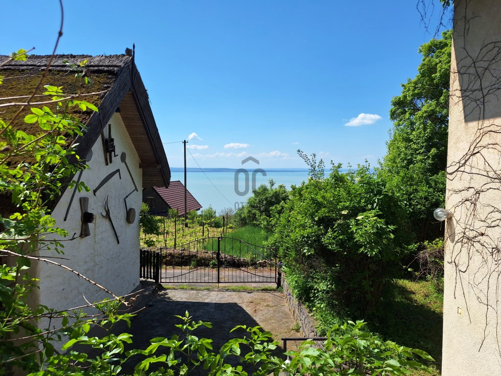 Eladó üdülő, nyaraló, Badacsonytomaj, Badacsonytomaj