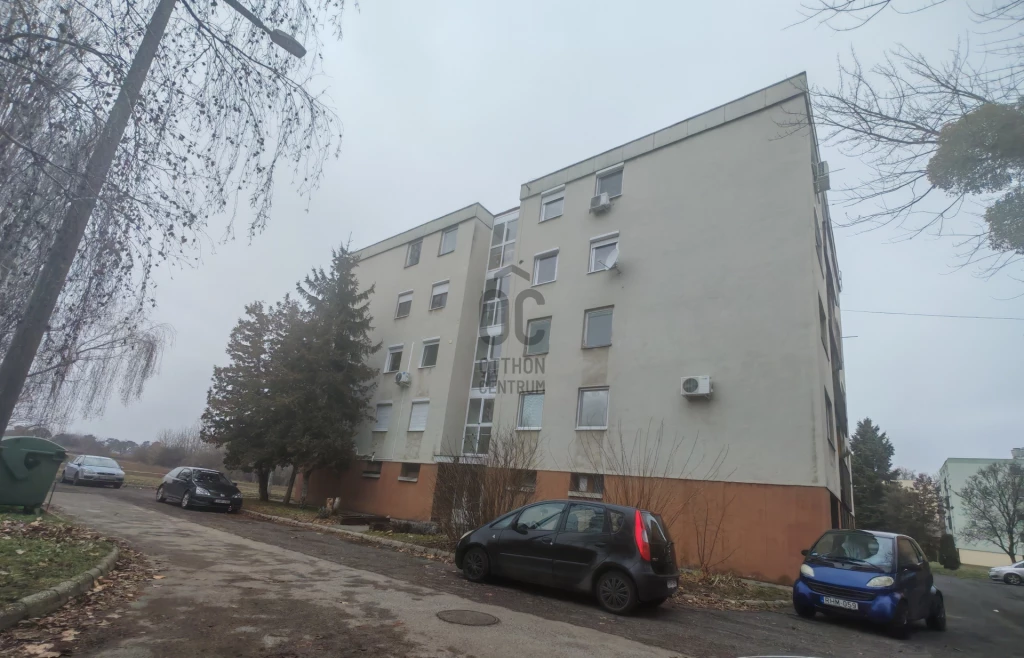 Eladó társasházi lakás, Keszthely, Nyugati városrész