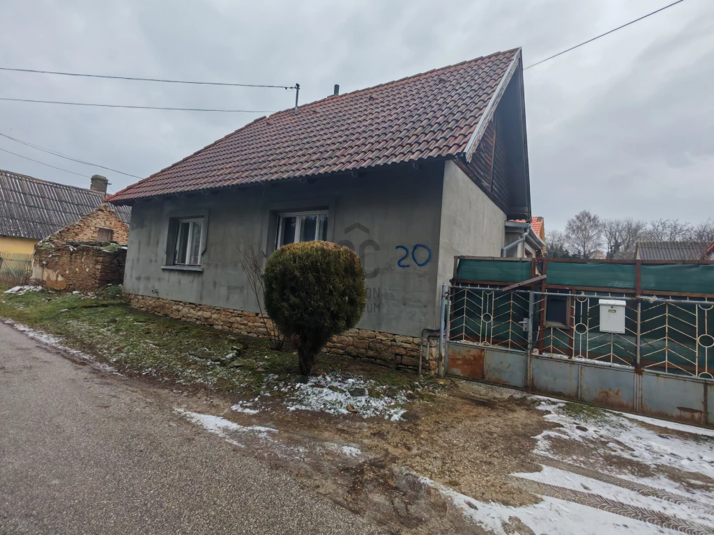 For sale house, Rezi, Rezi