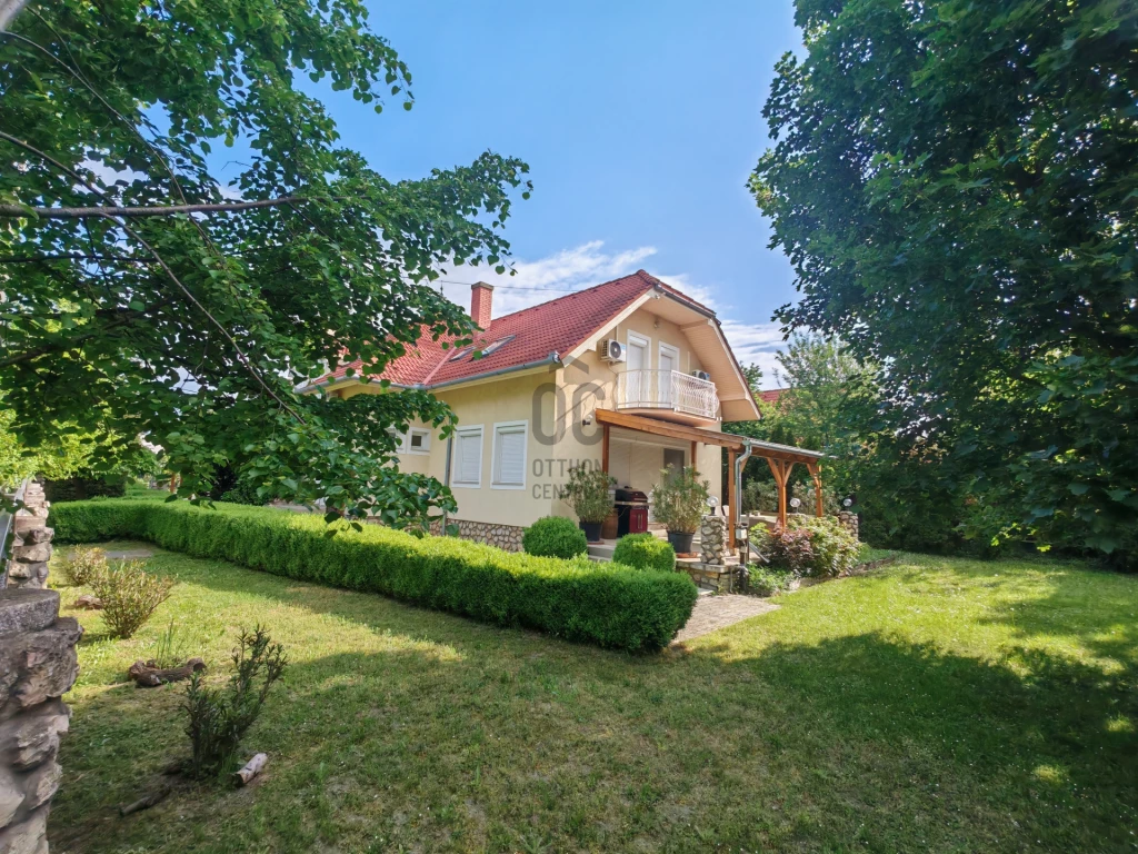 For sale house, Keszthely, Zámor