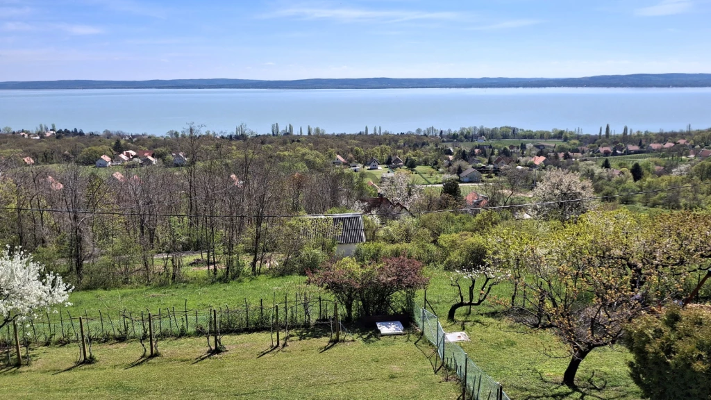 Eladó üdülő, nyaraló, Balatonszepezd, Balatonszepezd