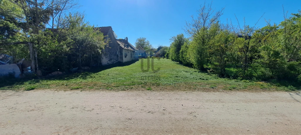 Eladó építési telek, Mencshely, Mencshely