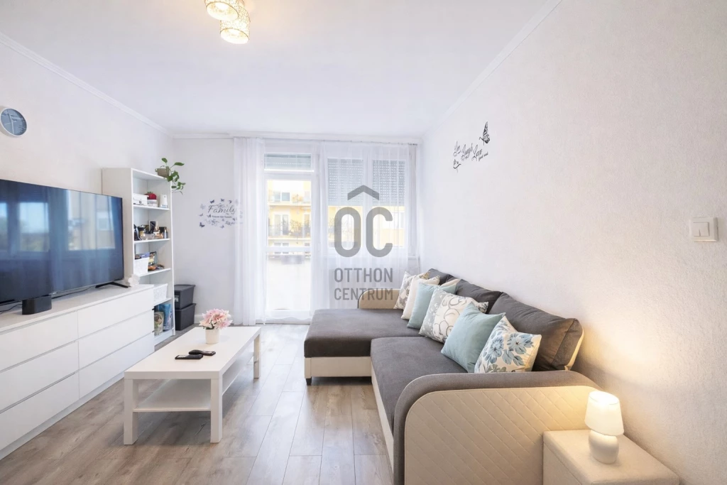 Eladó téglalakás, Tapolca, Belváros