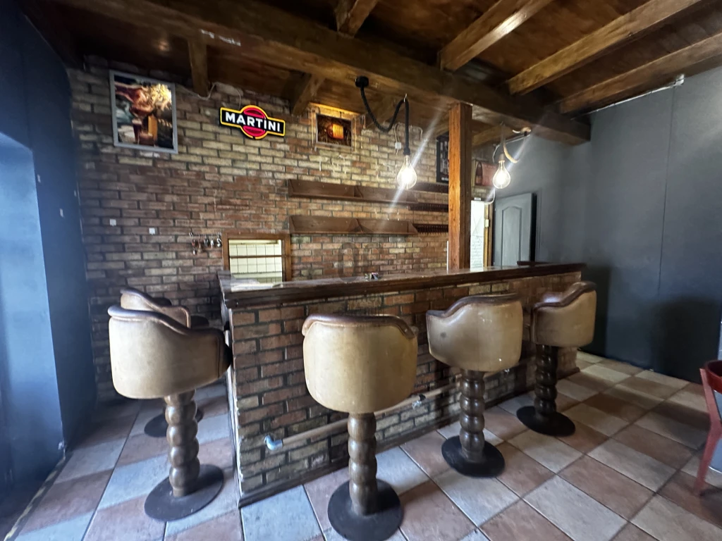 Eladó vendéglő, étterem, Csopak, Csopak