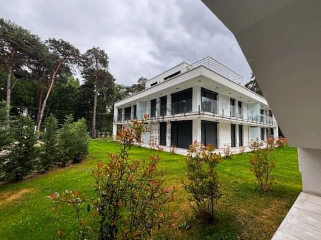 Eladó üdülő, nyaraló, Balatonfenyves, Balatonfenyves