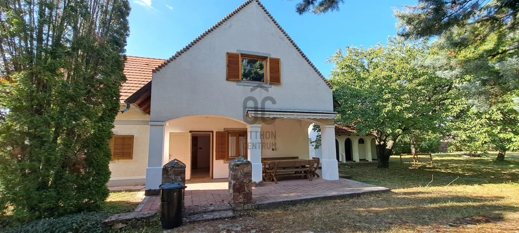 Eladó családi ház, Kővágóörs, Kővágóörs