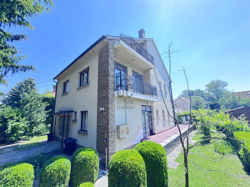 Eladó családi ház, Keszthely, Balaton part
