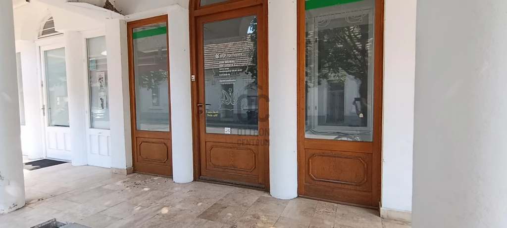 Eladó egyéb kereskedelmi-ipari, Keszthely, Belváros